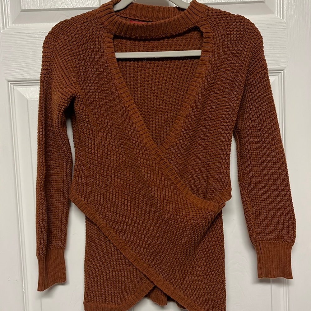 Guess sweater